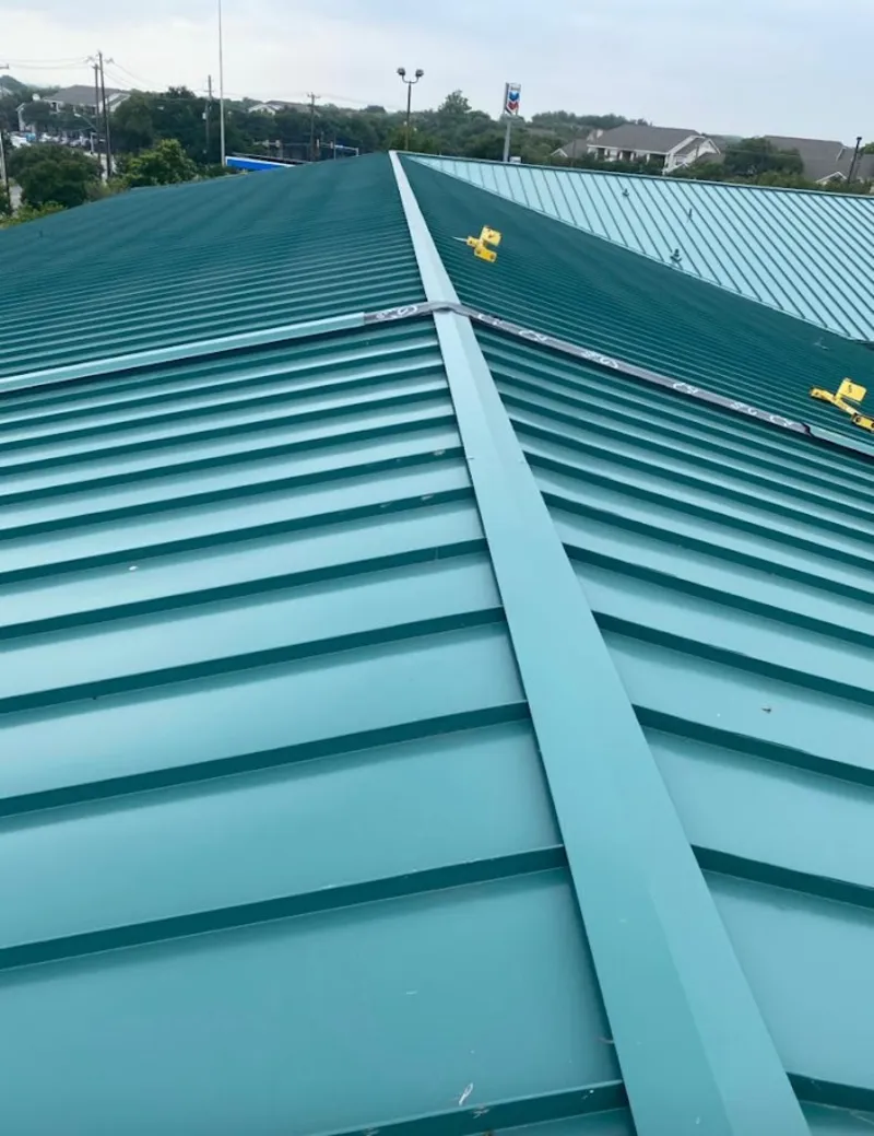 Green commercial metal roof ridge and valley for Metal Roof Repair in Othello